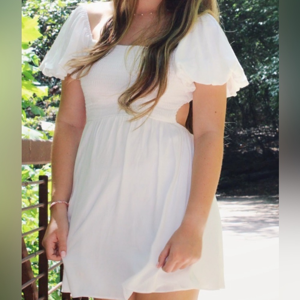 The Impeccable Pig White Puff Sleeve Sundress - Picture 3 of 3